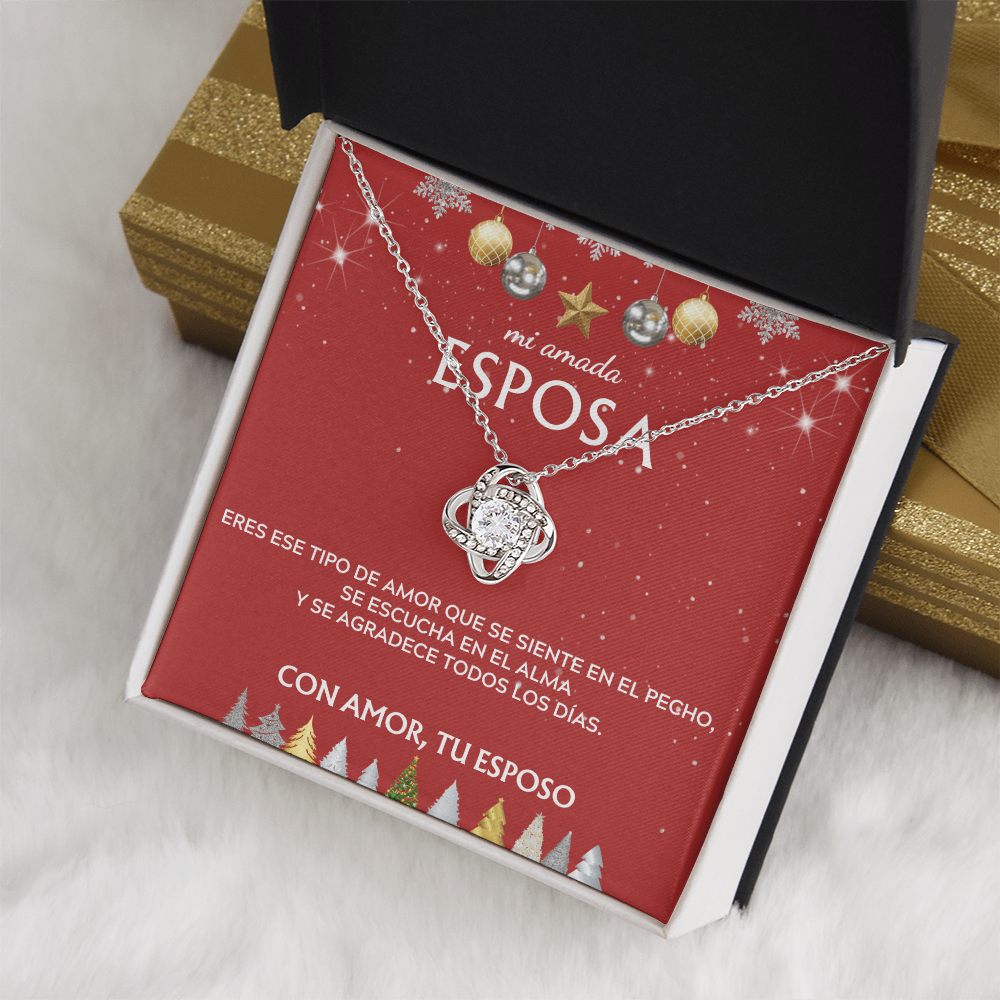 Mi amada esposa... con amor, tu esposo. Tarjeta navideña con collar de nudo de amor.
