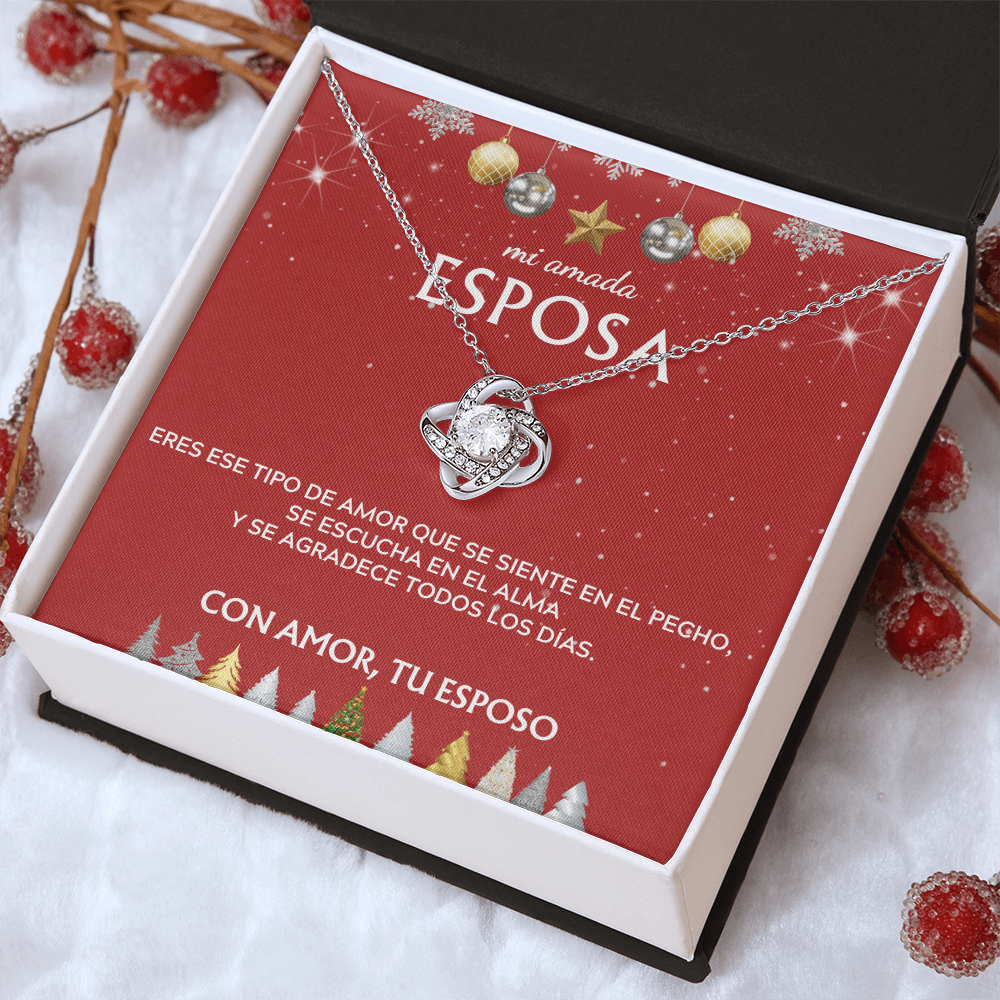 Mi amada esposa... con amor, tu esposo. Tarjeta navideña con collar de nudo de amor.